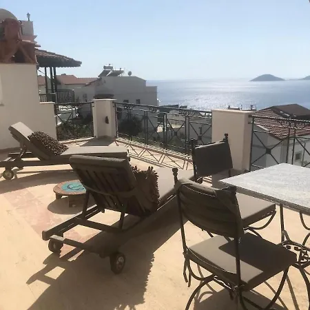 Sandarra Kalkan Vila